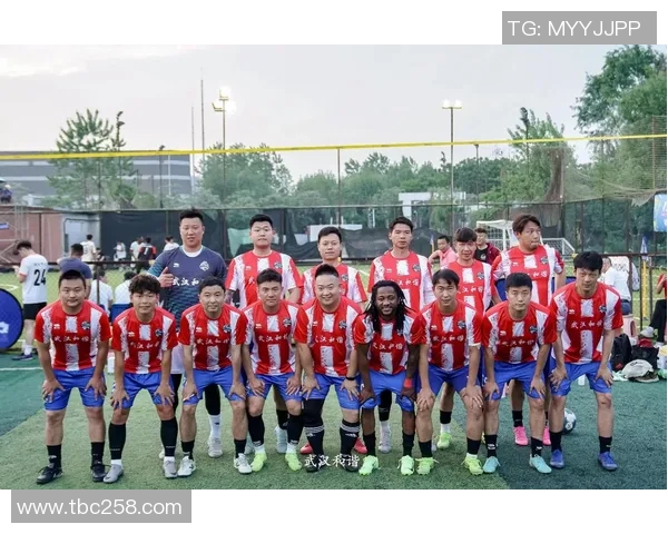 黄埔足球群:团结拼搏共创辉煌的足球梦想之旅